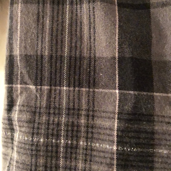 💥2/$25💥 Button up blouse - Picture 3 of 4